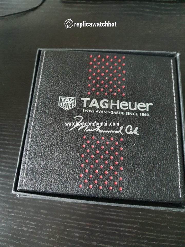 TAG Heuer Carrera Mens watch Unisex Automatic Steel WAR2A13.FC6337 4