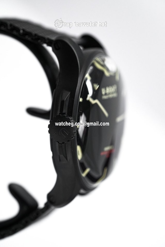U-Boat Quartz Steel 8464 A MT 4