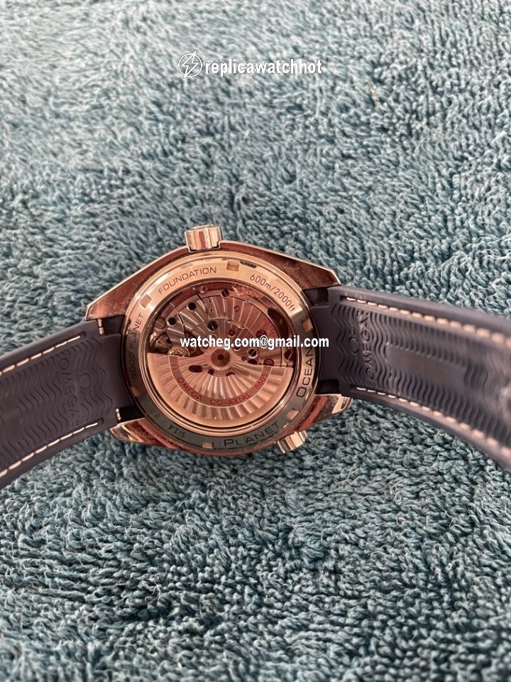 Omega Seamaster Planet Ocean Mens watch Unisex Automatic Steel 232.32.44.22.03.001 4