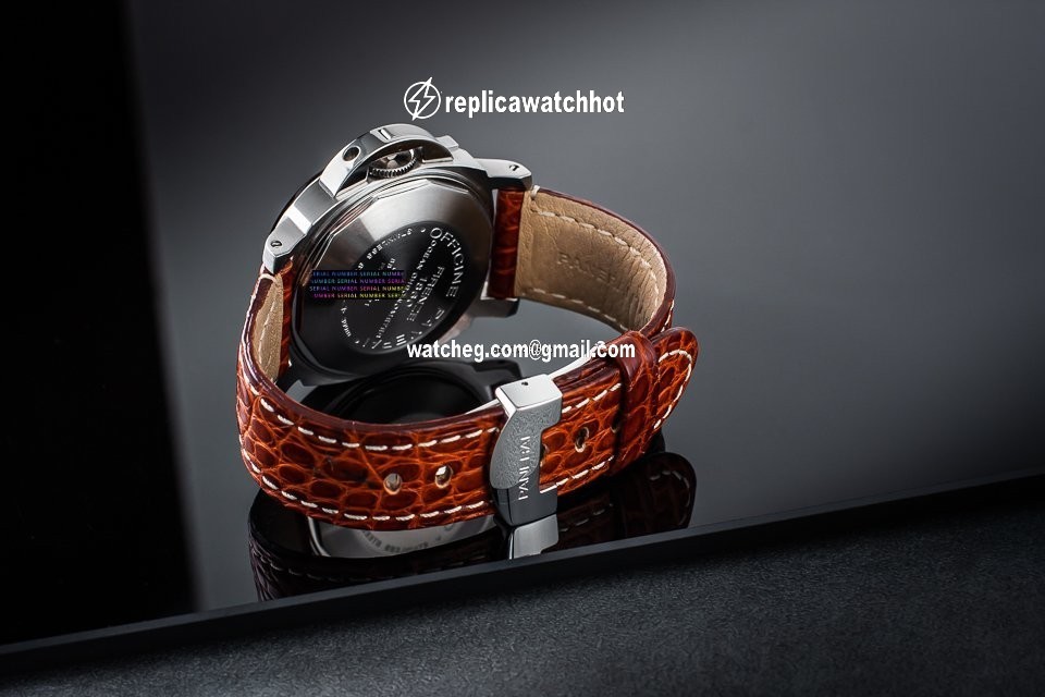 Panerai Luminor GMT Automatic Mens watch Unisex Automatic Steel PAM 00159 4