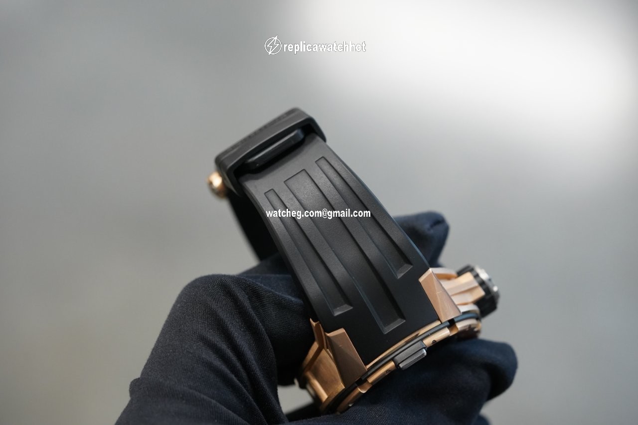 Richard Mille RM 028 Mens watch Unisex Automatic Rose gold rm028 4