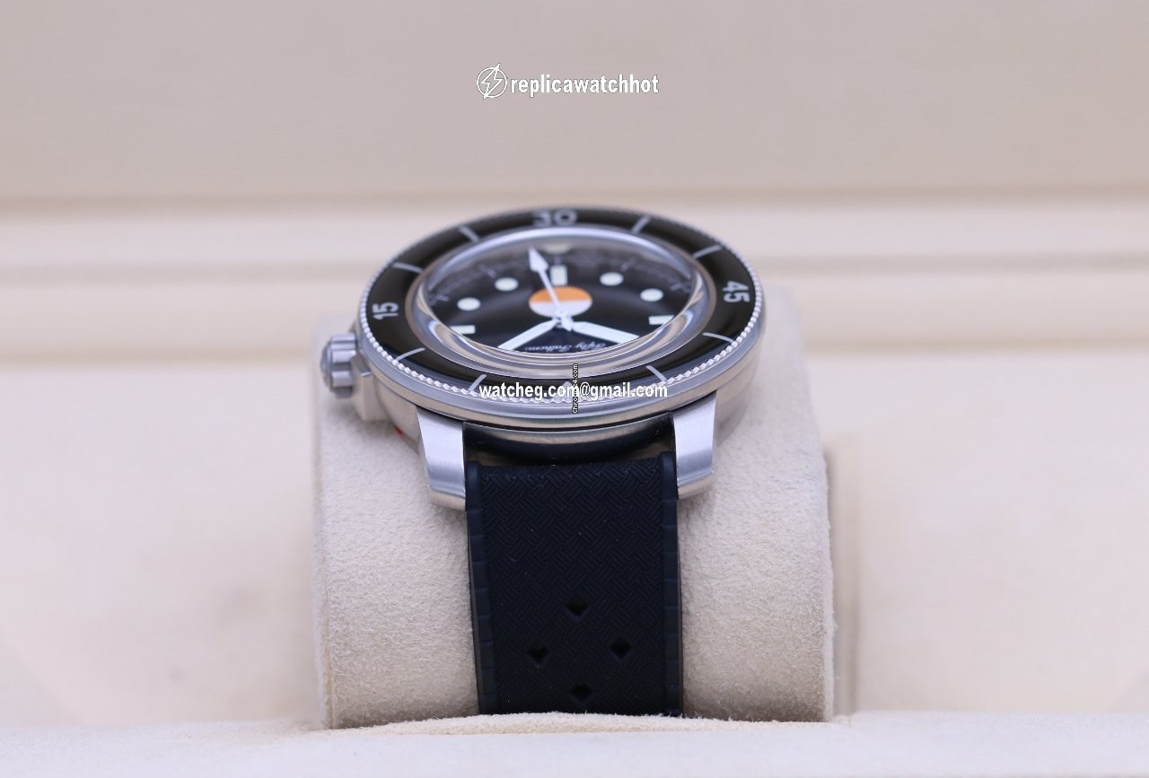 Blancpain Fifty Fathoms Mens watch Unisex Automatic Steel 5008-11B30-NABA 4