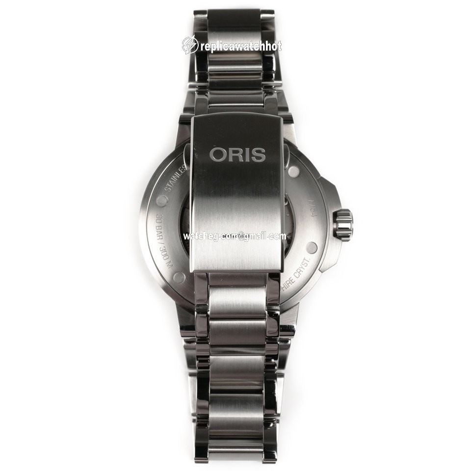 Oris Aquis GMT Date Mens watch Unisex Automatic Steel 01 798 7754 4135-07 8 24 05PEB 4