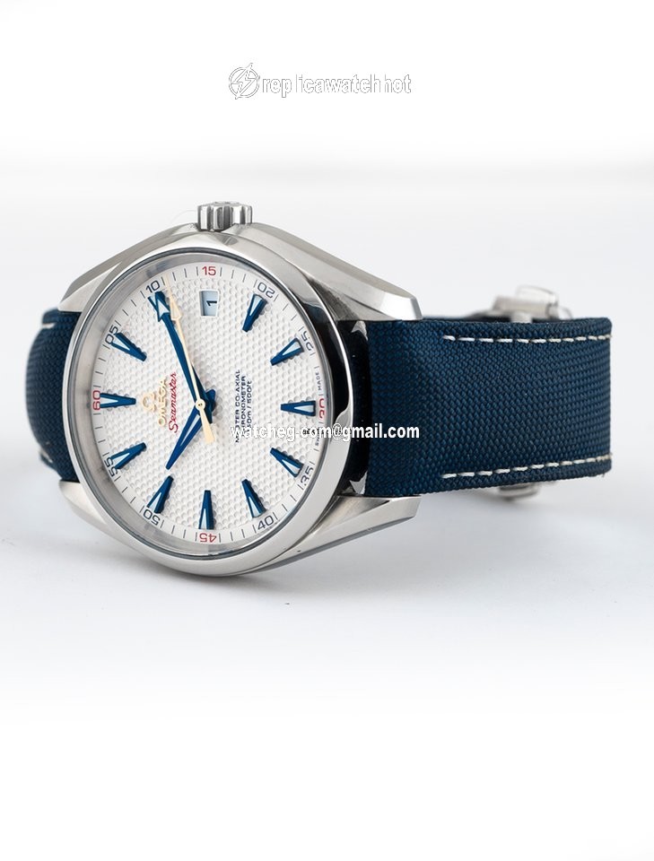 Omega Seamaster Aqua Terra Mens watch Unisex Automatic Steel 231.10.42.21.02.005 4