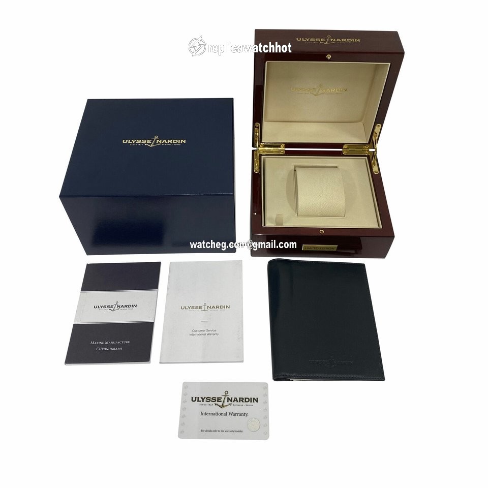 Ulysse Nardin Marine Chronograph Mens watch Unisex Automatic Rose gold 1506-150-3 LE 4