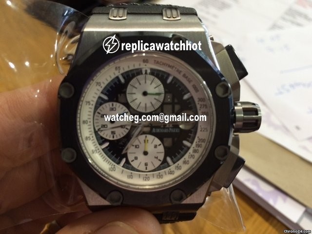 Audemars Piguet Royal Oak Offshore Chronograph Mens watch Unisex Automatic Titanium 26078IO.OO.D001VS.01 4