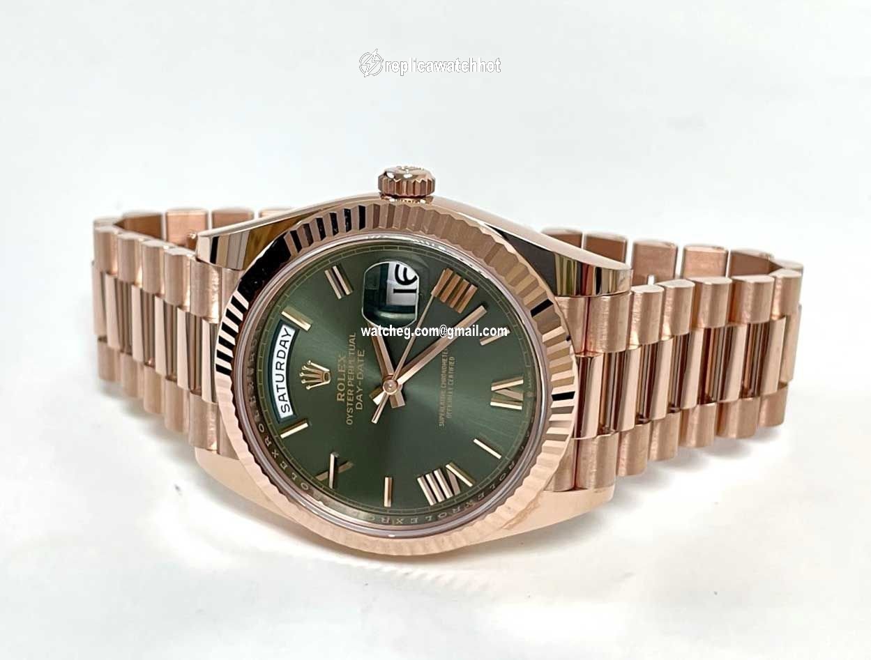 Rolex Day-Date 40 Mens watch Unisex Rose gold Automatic 228235 OGRP 4