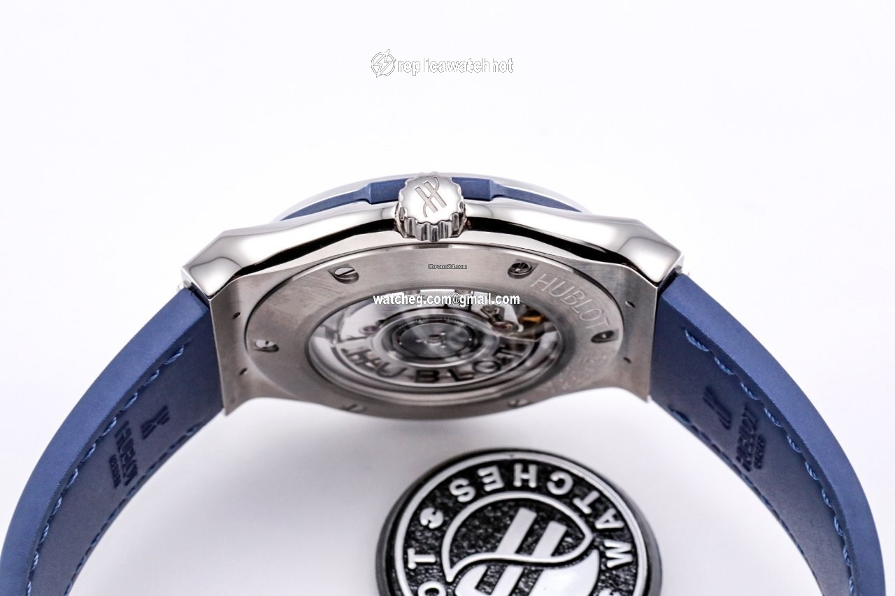 Hublot Classic Fusion Blue Mens watch Unisex Automatic Titanium 565.NX.7170.LR 4