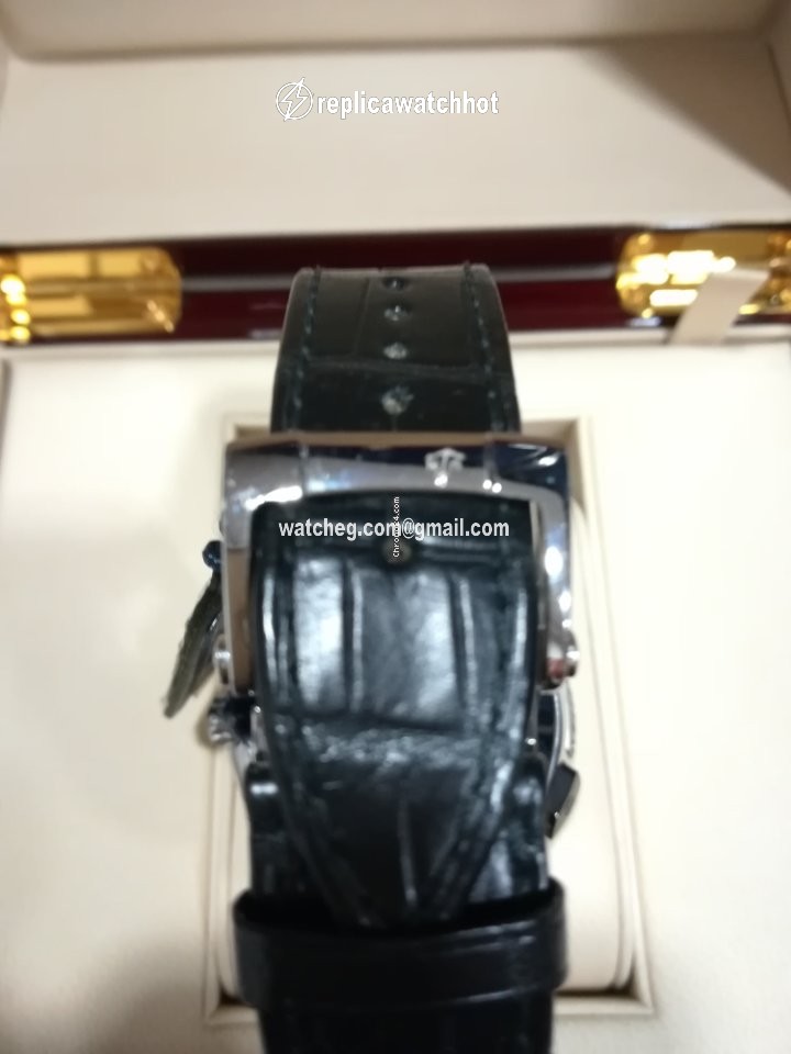 Ulysse Nardin Executive Dual Time Mens watch Unisex Automatic Steel 243-00-3 42 5