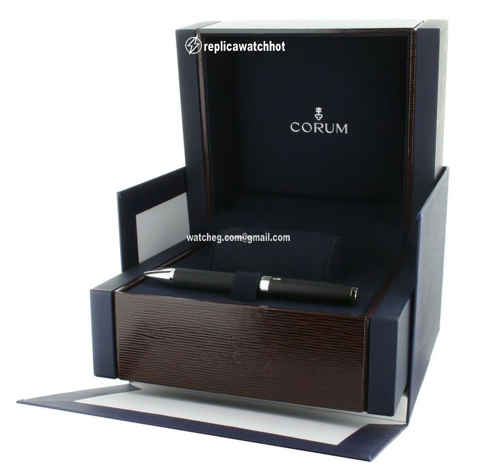 Corum Admirals Cup Challenger Mens watch Unisex Automatic Titanium 753.935.06 0371AN52 5