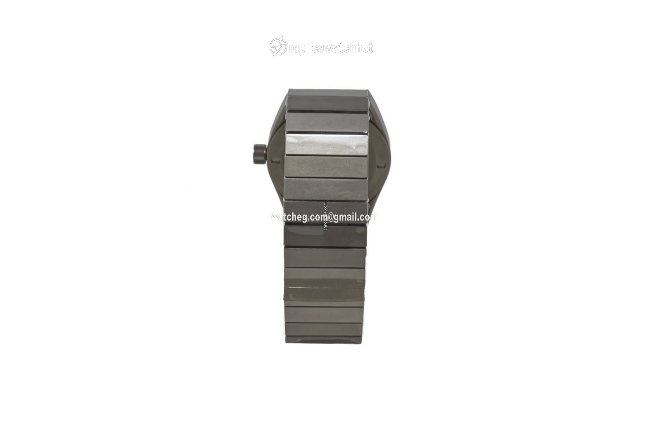 Porsche Design 1919 Titanium 6020.3.01.005.01.2 5