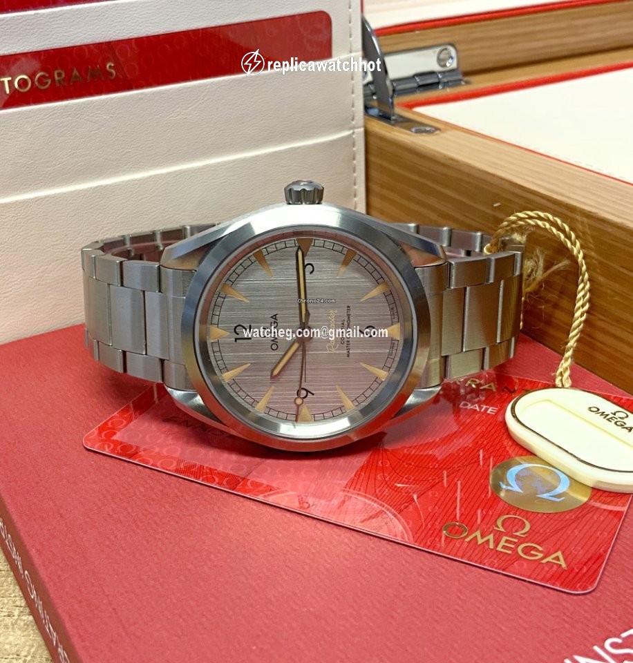 Omega Seamaster Railmaster Mens watch Unisex Automatic Steel 220.10.40.20.06.001 5