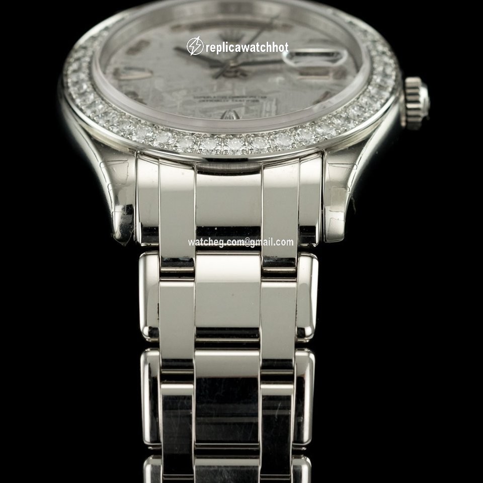 Rolex Day-Date Mens watch Unisex Platinum Automatic 18946 5