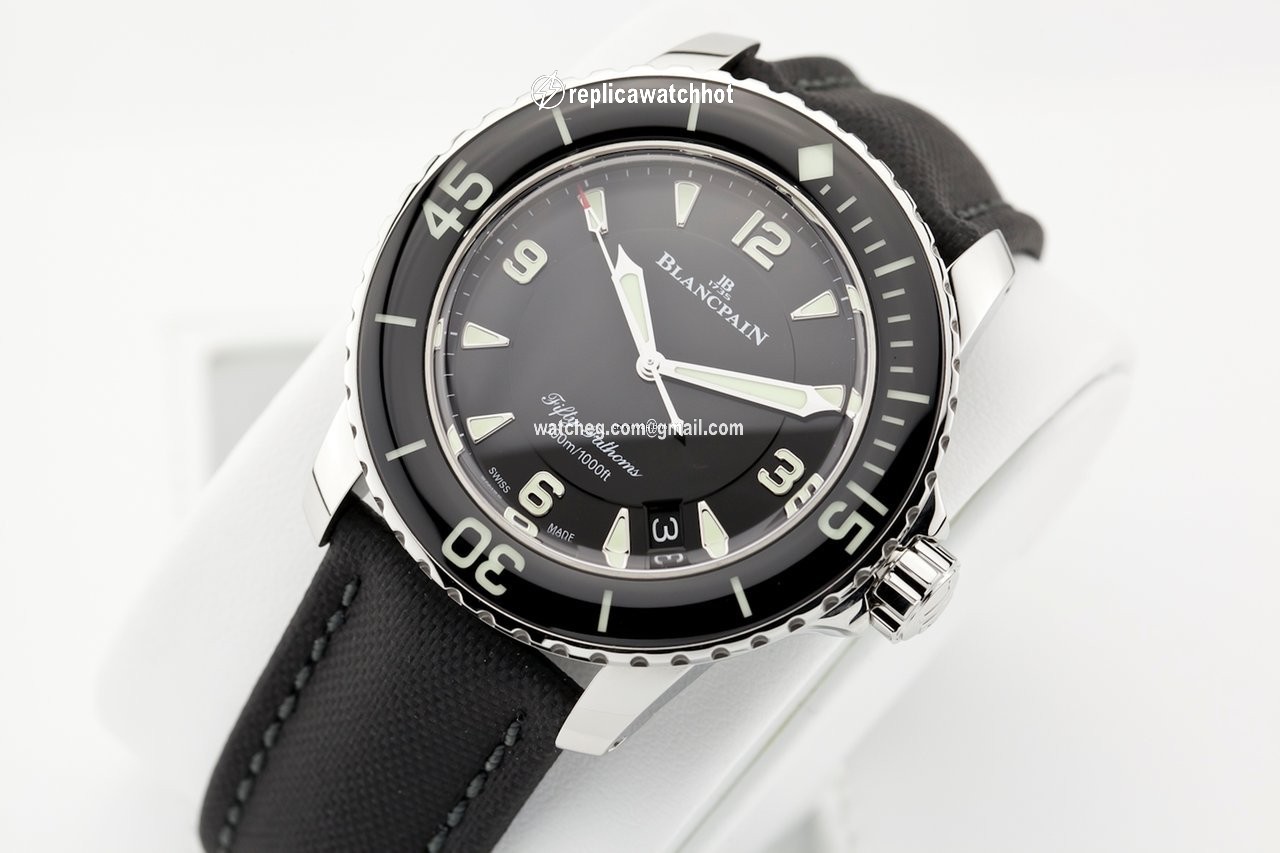 Blancpain Fifty Fathoms Mens watch Unisex Automatic Steel 5015-1130-52 5