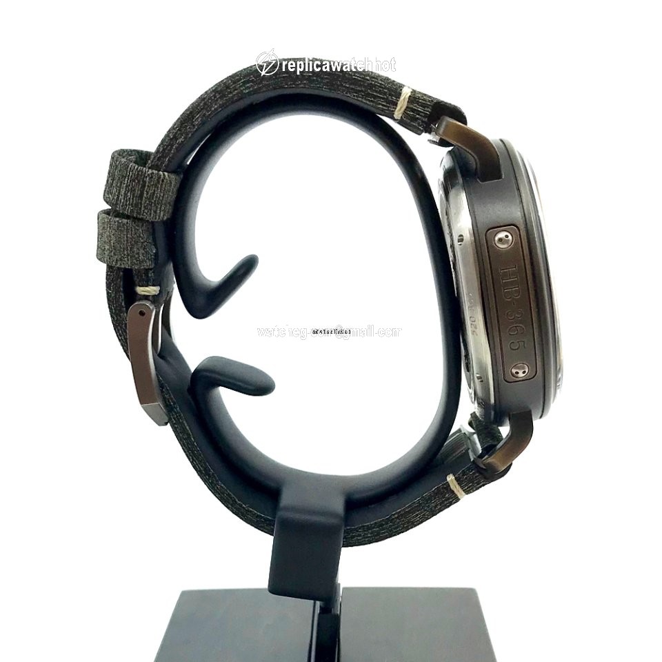 Zenith Pilot Mens watch Unisex Automatic Bronze 29.2430.679 63.I001 5