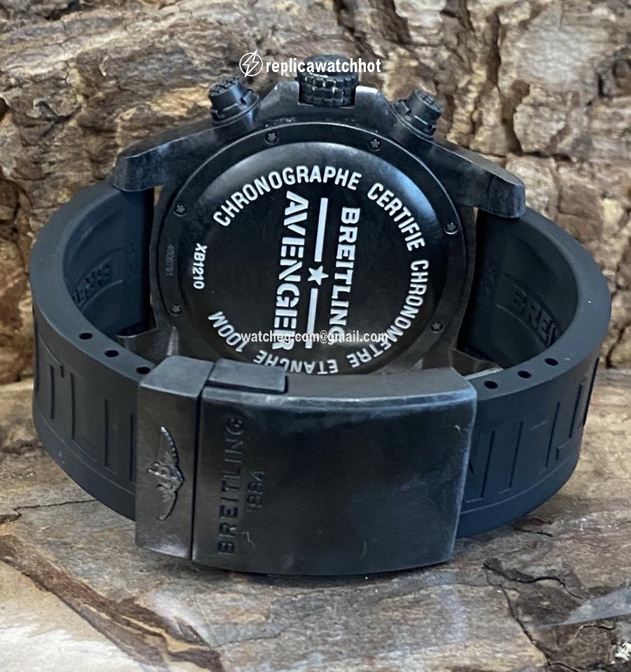 Breitling Avenger Hurricane Automatic XB1210E4 5