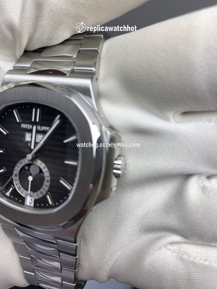 Patek Philippe Nautilus Mens watch Unisex Automatic Steel 5726 1A-001 5