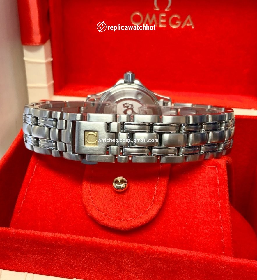 Omega Seamaster Diver 300 M Steel 212.15.28.61.51.001 5