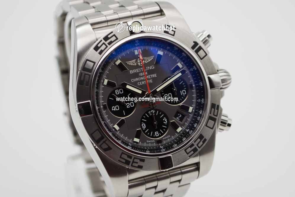 Breitling Chronomat Mens watch Unisex Automatic Steel AB011610 BB08 5