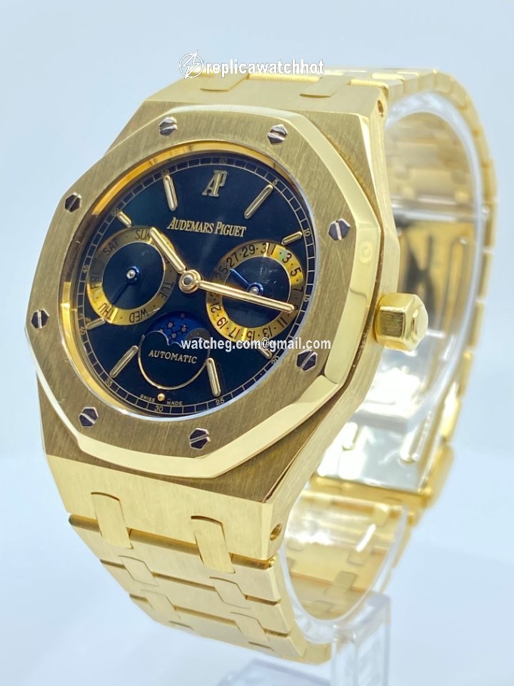 Audemars Piguet Royal Oak Day-Date Mens watch Unisex Automatic Yellow gold 25594BA 5