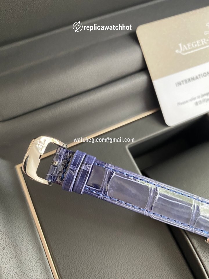 Jaeger-LeCoultre Reverso Classic Small Womens watch Quartz Steel 2618540 5