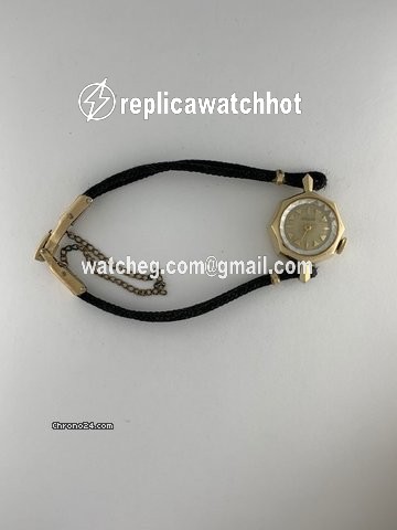 Jaeger-LeCoultre Manual winding Yellow gold LeCoultre Ladies 5