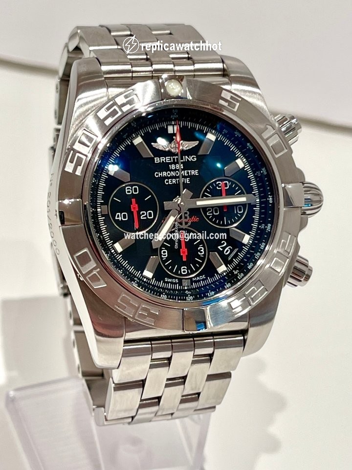 Breitling Chronomat Mens watch Unisex Automatic Steel AB0111-105 5