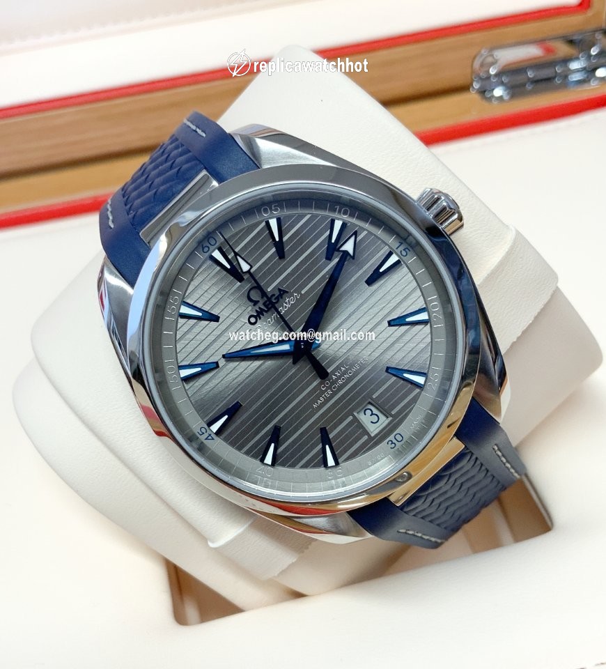 Omega Seamaster Aqua Terra Mens watch Unisex Automatic Steel 220.12.41.21.06.001 5