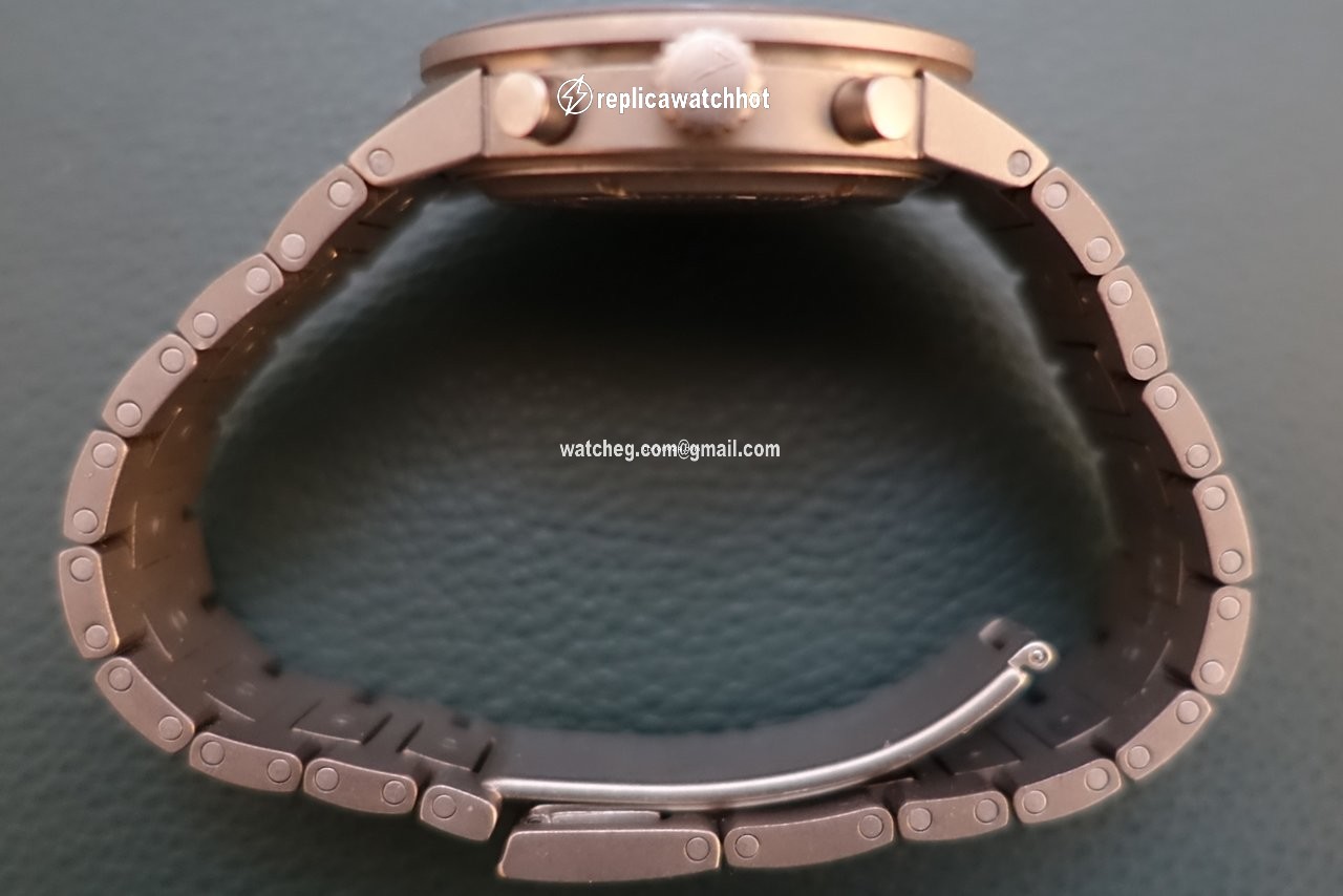 IWC GST Mens watch Unisex Quartz Titanium IW372701 5