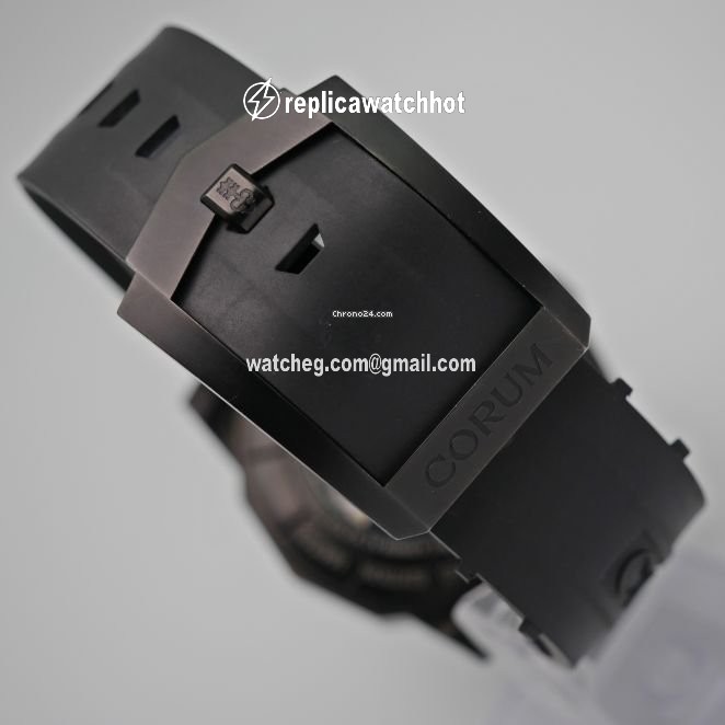 Corum Admirals Cup Seafender Centro Mens watch Unisex Automatic Titanium 960.101.94 0371AN12 5