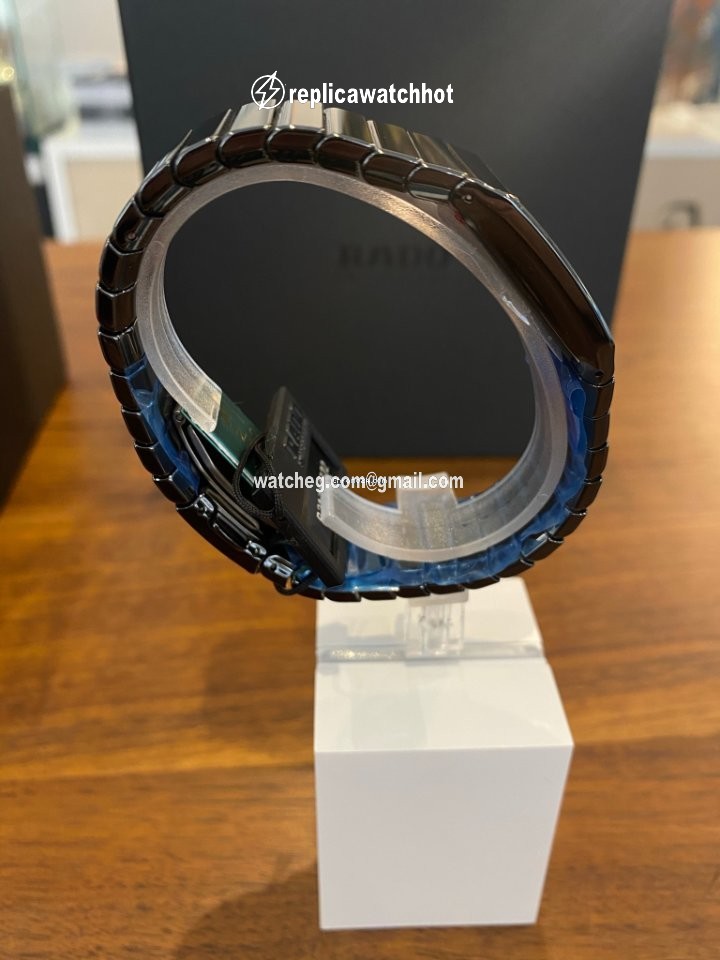 Rado Ceramica Womens watch Quartz Ceramic R21702722 5