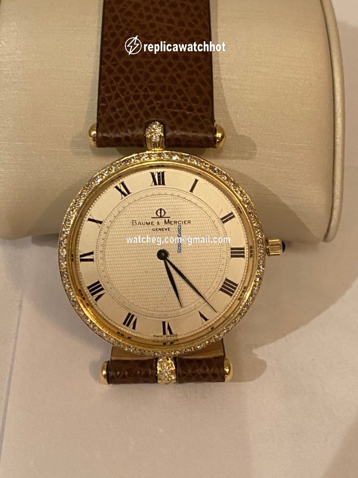 Baume & Mercier Mens watch Unisex Quartz Yellow gold 9626 and 3976384 5
