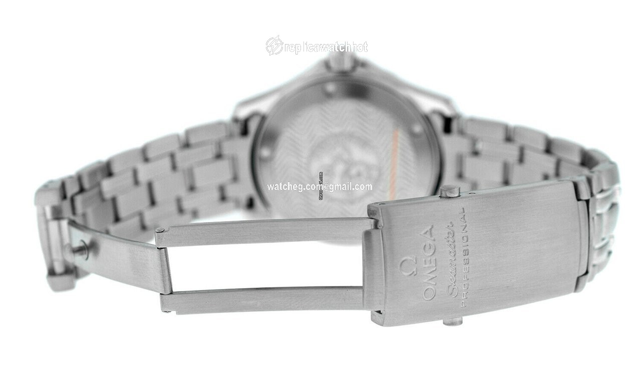 Omega Seamaster Diver 300 M Mens watch Unisex Quartz Steel 2561.8 5