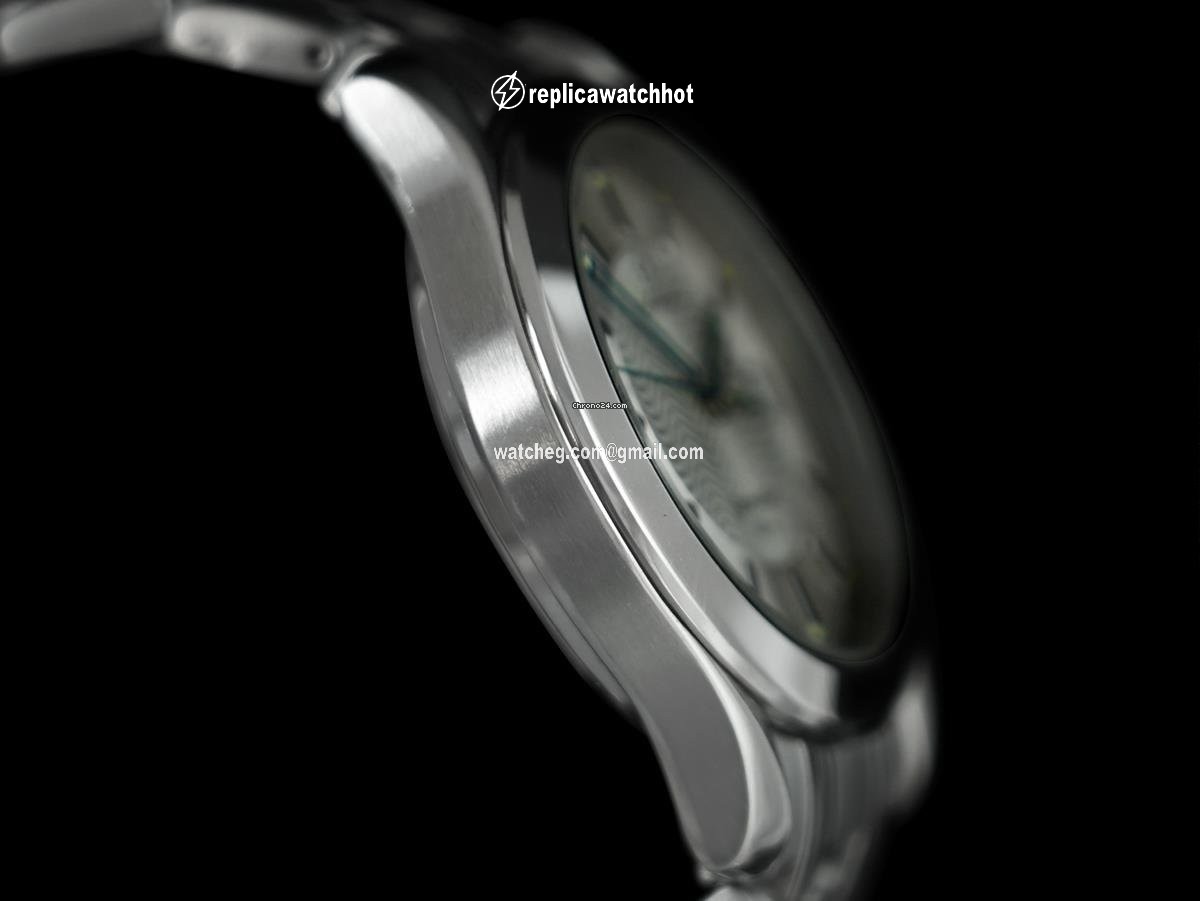 Omega Seamaster Diver 300 M Mens watch Unisex Quartz Steel 7686 5
