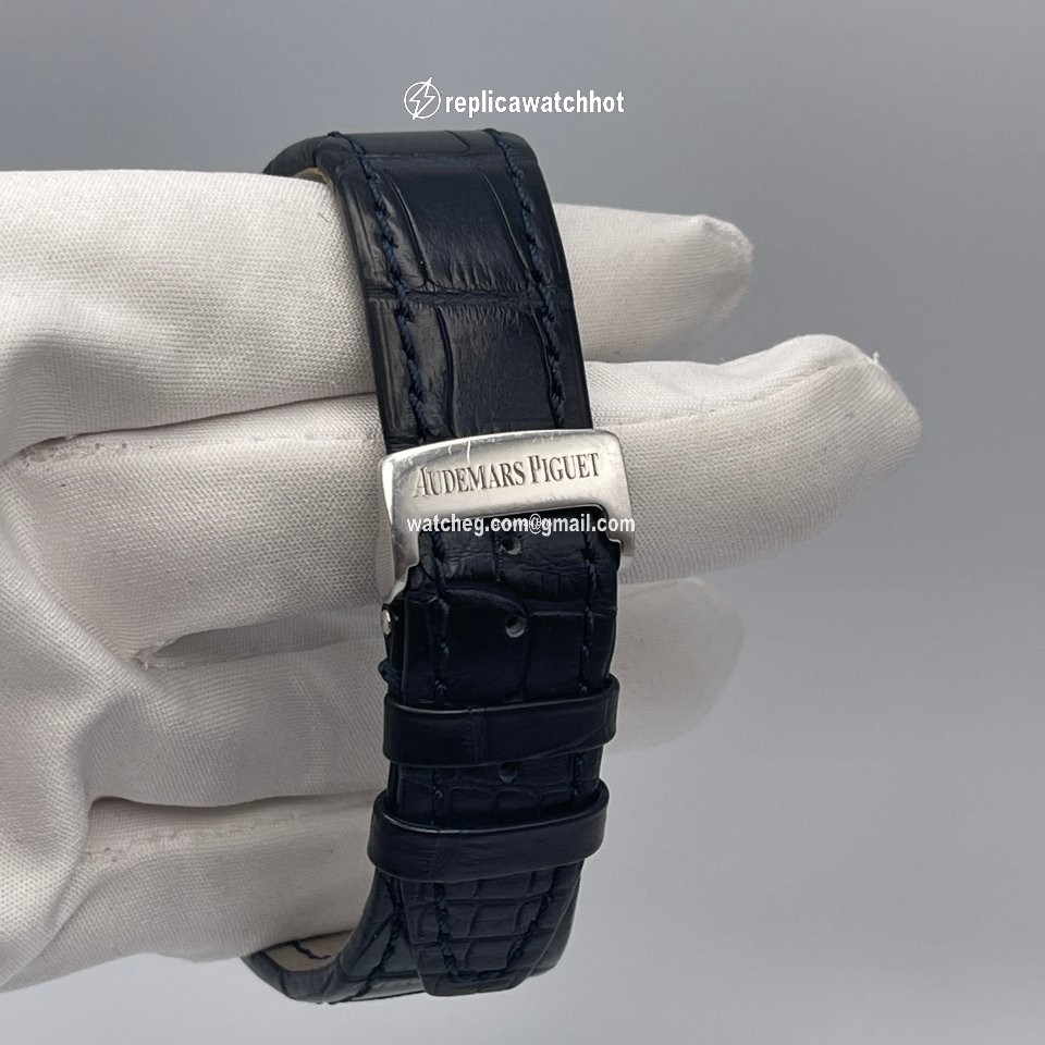 Audemars Piguet Royal Oak Offshore Chronograph Mens watch Unisex Automatic Platinum 26055PT.OO.D028CR.01 5