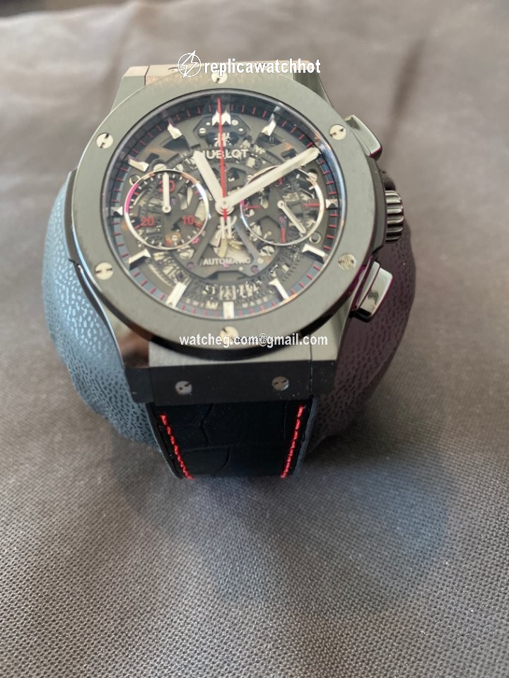 Hublot Classic Fusion Aerofusion Mens watch Unisex Automatic Ceramic 525.CM.0173.LR.AUM20 5