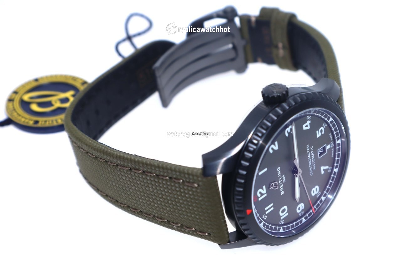 Breitling Aviator 8 Mens watch Unisex Automatic Steel M173152A1L1X2 5