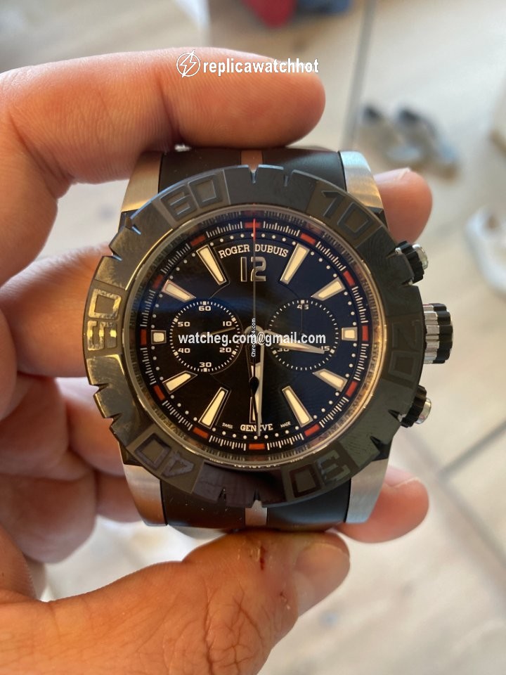 Roger Dubuis Easy Diver Mens watch Unisex Automatic Steel RDDBSE0282 5
