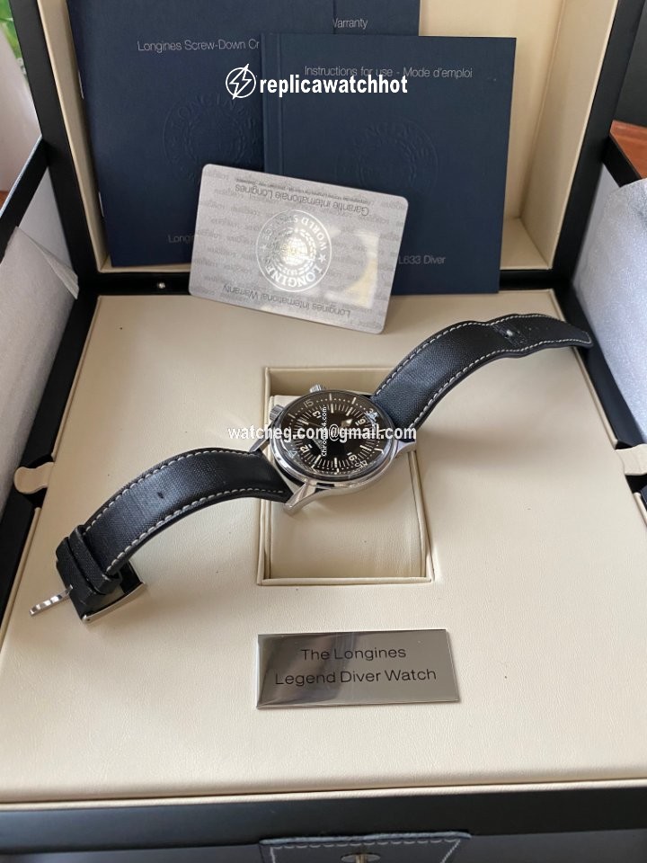 Longines Legend Diver Steel L3.674.4.56.2 5