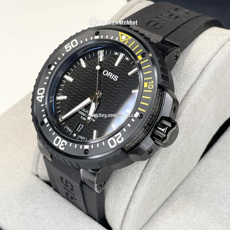 Oris Aquis Date Mens watch Unisex Automatic Titanium 01 400 7767 7754-07 426 64BTEB 5