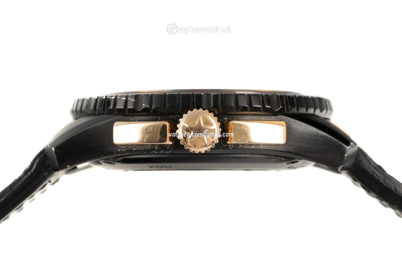 Zenith El Primero Stratos Flyback Mens watch Unisex Automatic Gold Steel 85.2060.405 23.C714 5