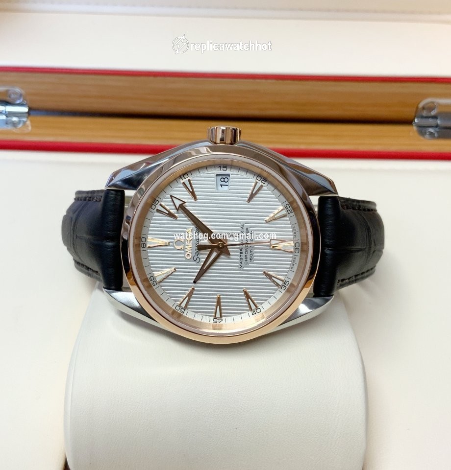 Omega Seamaster Aqua Terra Mens watch Unisex Automatic Gold Steel 231.23.39.21.02.001 5