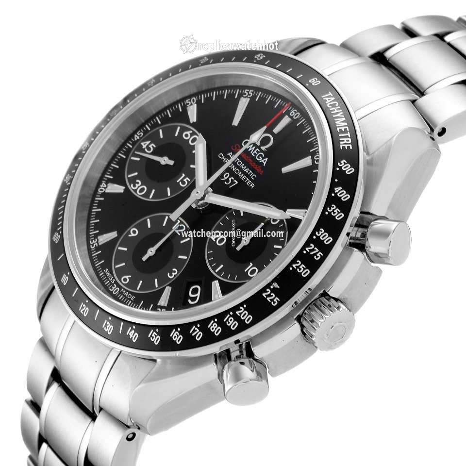 Omega Speedmaster Date Mens watch Unisex Automatic Steel 323.30.40.40.01.001 5