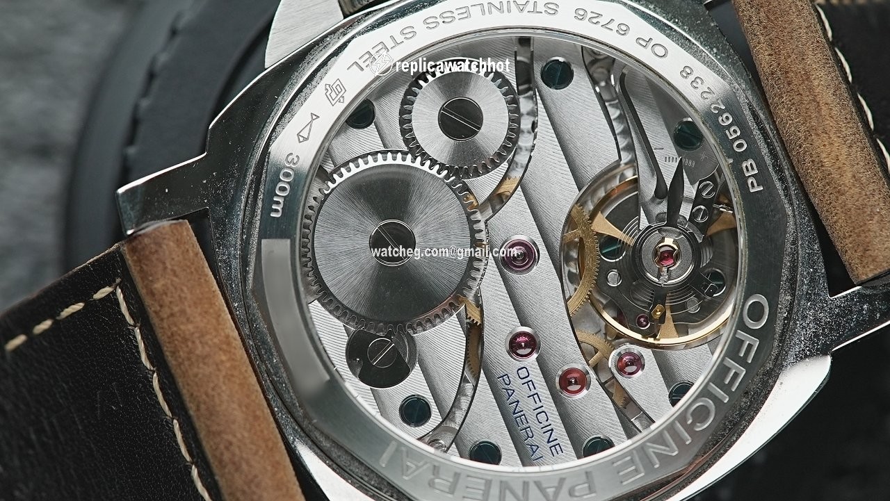 Panerai Luminor Base Mens watch Unisex Manual winding Steel PAM 00112 5