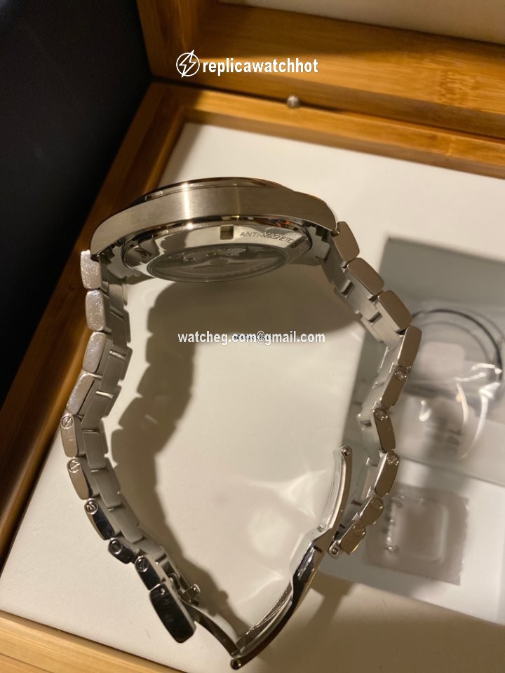Omega Seamaster Aqua Terra Mens watch Unisex Automatic STZ001343 5