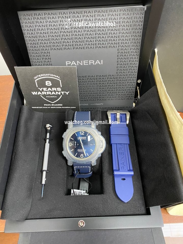 Panerai Luminor Marina Mens watch Unisex Automatic Titanium PAM 01117 5