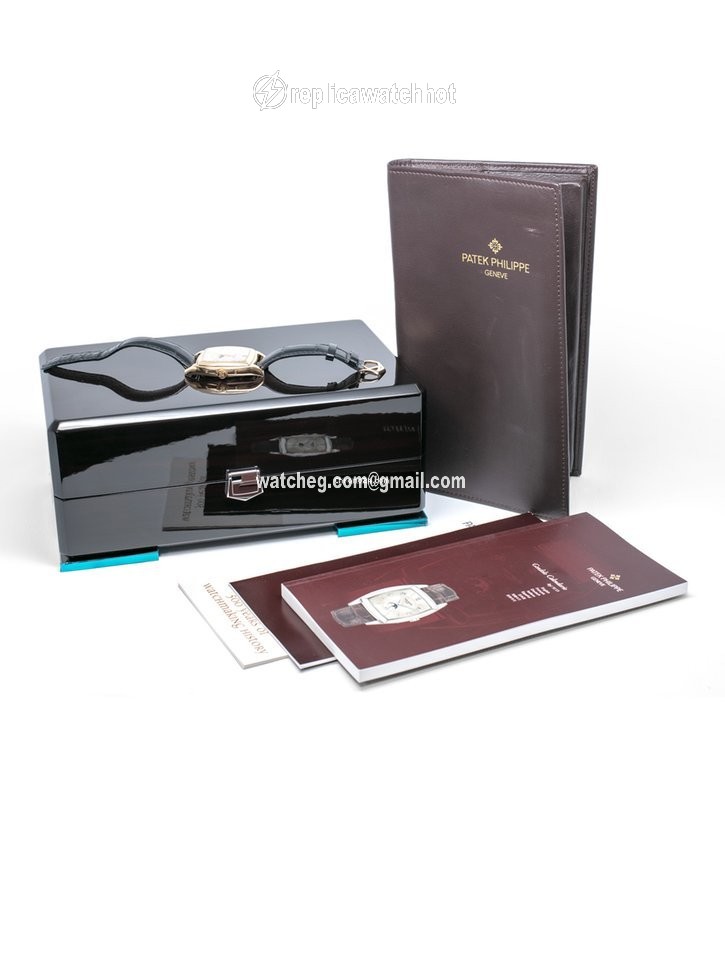 Patek Philippe Gondolo Mens watch Unisex Automatic Yellow gold 5135J 5
