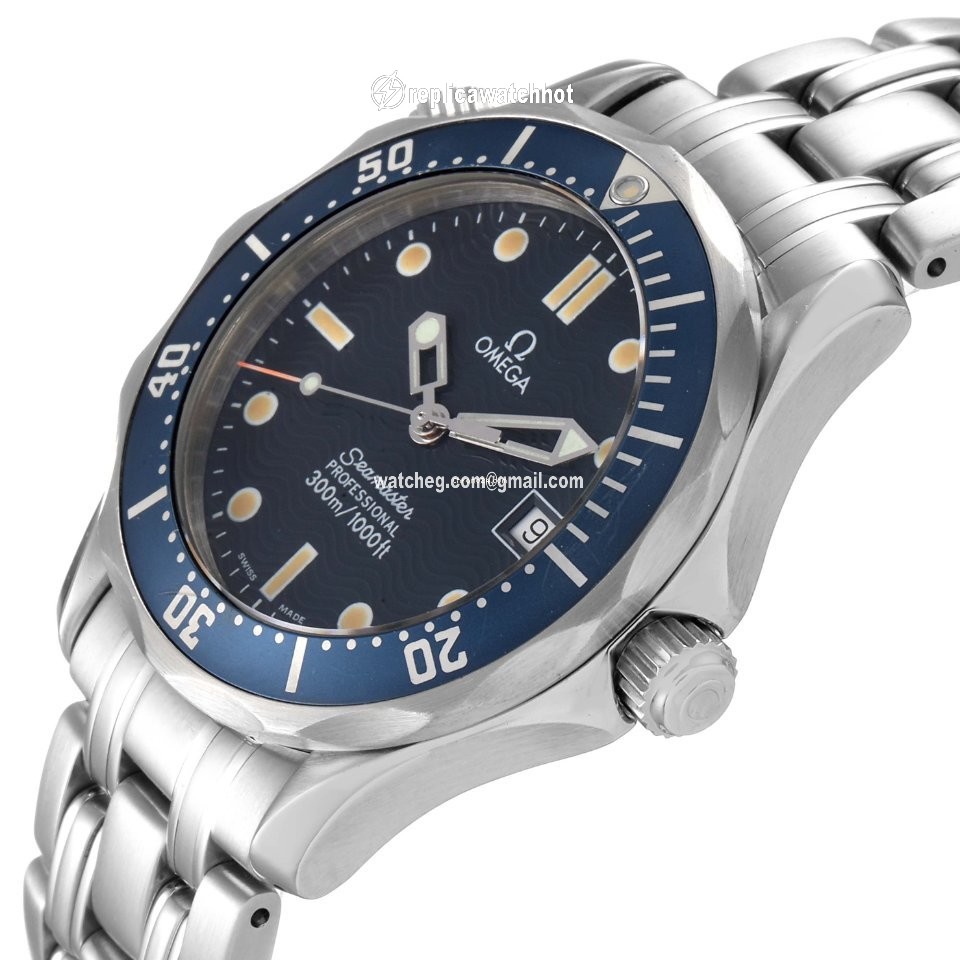 Omega Seamaster Diver 300 M Mens watch Unisex Quartz Steel 2561.80.00 5