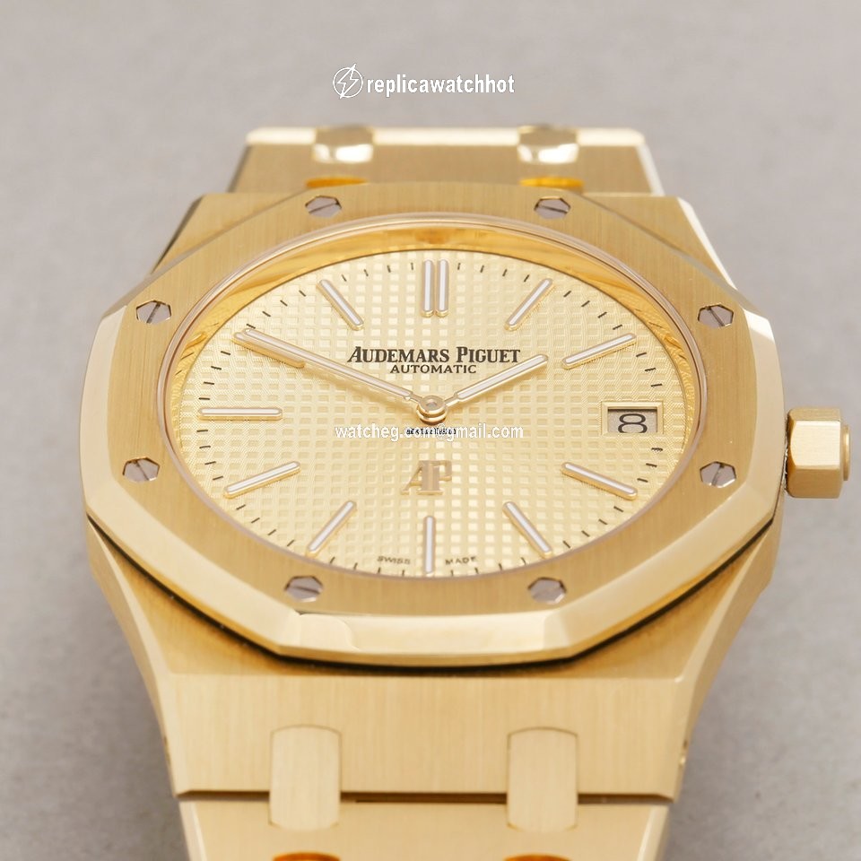 Audemars Piguet Royal Oak Jumbo Mens watch Unisex Automatic Yellow gold 15202BA 5