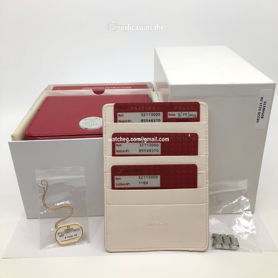 Omega Speedmaster Date Mens watch Unisex Automatic Steel 3211.30 5